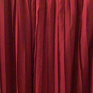 Maxi Burgundy Pleated Skirt (Sm-M)
